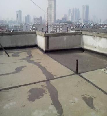 丹阳漏水维修 楼顶漏水是什么原因，楼顶漏水维修方法是什么?